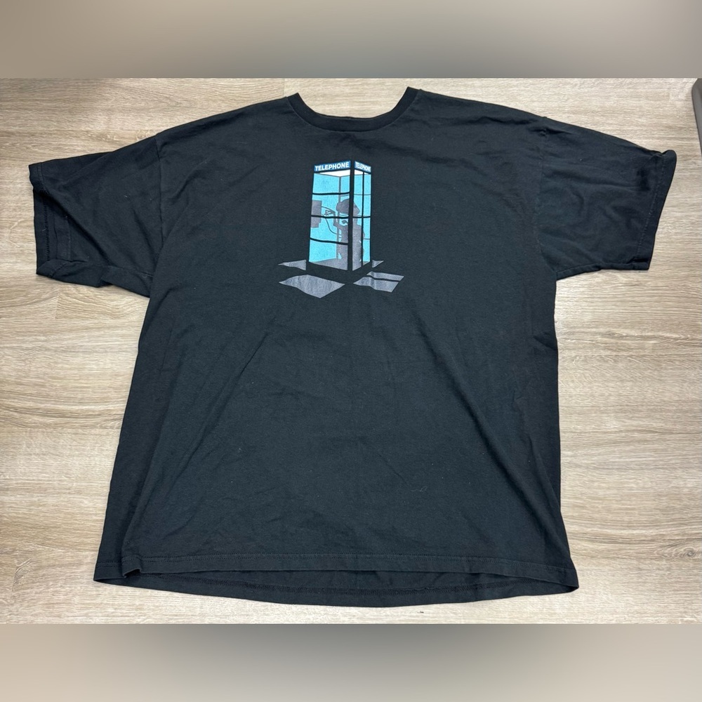 ET "Calling Home" Phone Booth Black T shirt men’s X large